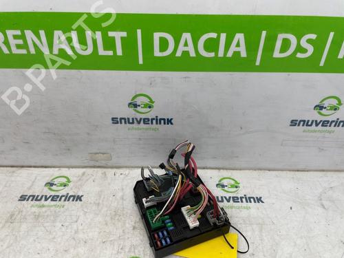 Used Fuse box RENAULT SCÉNIC IV (J9_) 1.3 TCe 115 (J9N9) (115 hp) 26238628