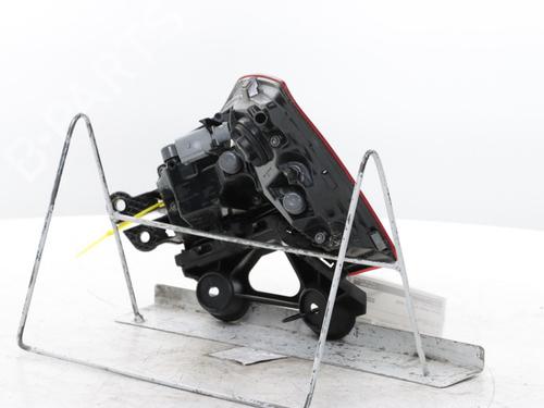 Left taillight SKODA KAMIQ (NW4) 1.0 TSI | BP38618083C34 - Image 7