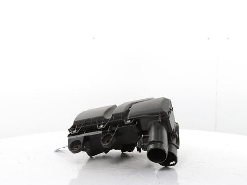 Used Air filter box Air filter box PEUGEOT 308 SW III (FC_, FJ_, FR_, F4_, FN_) BlueHDi 130 (FCYHZL, FCYHZT) (131 hp) 33696680 33696680