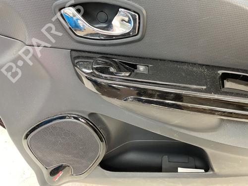 Right front door RENAULT CLIO IV Grandtour (KH_) 0.9 TCe 90 | BP30186887C3