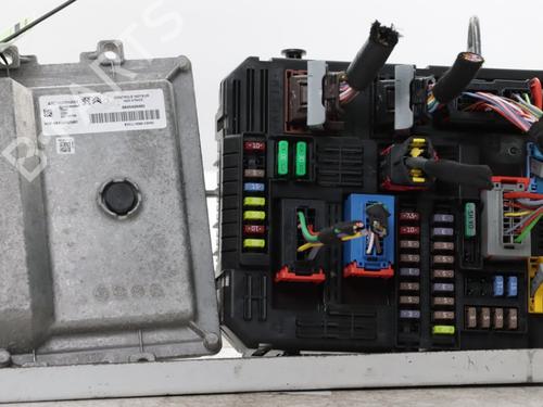 Used Engine control unit (ECU) Engine control unit (ECU) 38110884 38110884