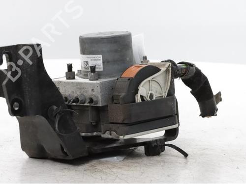 Used ABS pump ABS pump PEUGEOT 208 II (UB_, UP_, UW_, UJ_) e-208 (136 hp) 37490237 37490237