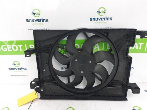 Used Radiator fan Radiator fan RENAULT ZOE (BFM_) ZOE (88 hp) 11026988 11026988