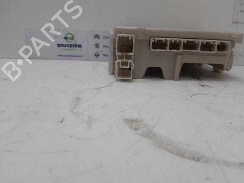 Used Fuse box Fuse box 34562373 34562373