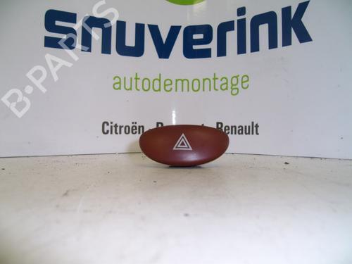 Used Warning switch RENAULT TRAFIC II Van (FL) 2.0 dCi 115 (FL01, FL0U) (114 hp) 13188117
