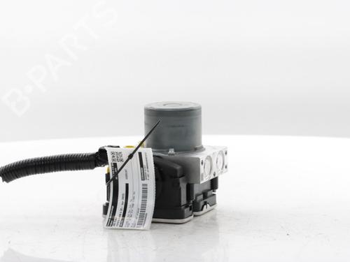 ABS Bremseaggregat TOYOTA YARIS (_P21_, _PA1_, _PH1_) 1.5 Hybrid (MXPH10, MXPH11) (116 hp) 29241599