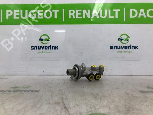 Used Brake master cylinder CITROËN C3 III (SX) 1.2 PureTech 82 (83 hp) 30758568