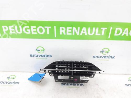 Used Air vent PEUGEOT 208 II (UB_, UP_, UW_, UJ_) 1.2 PureTech 100 (101 hp) 21194290