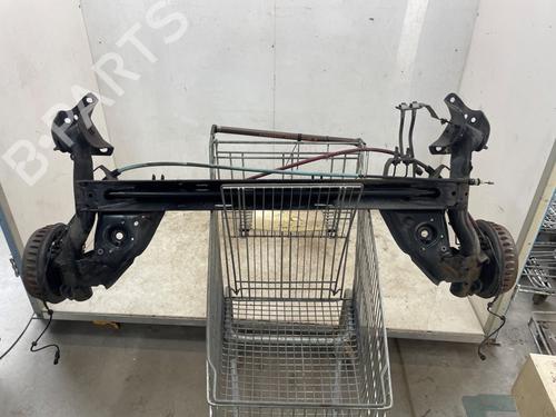 Eixo traseiro Eixo traseiro RENAULT CAPTUR I (J5_, H5_) 1.2 TCe 120 (120 hp) 33874578 33874578