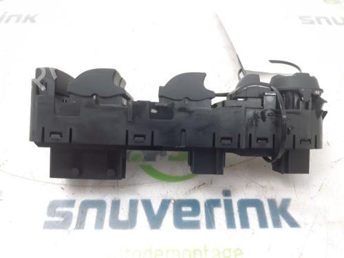 Switch PEUGEOT 3008 II SUV (MC_, MR_, MJ_, M4_) 1.2 THP/ PureTech 130 (MRHNSM, MRHNSU, MRHNSJ, MRHNYW,... | BP24300297I30 