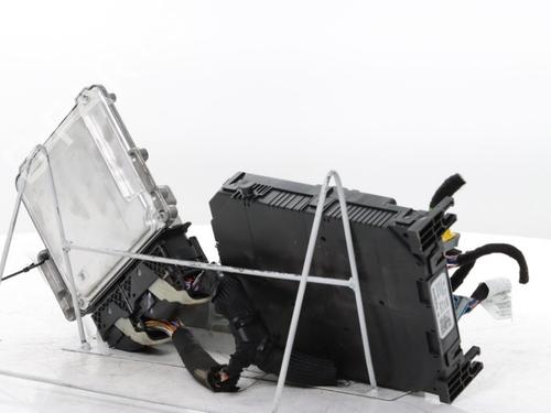 Engine control unit (ECU) PEUGEOT 3008 II SUV (MC_, MR_, MJ_, M4_) 1.5 BlueHDi 130 | BP31261211M57 