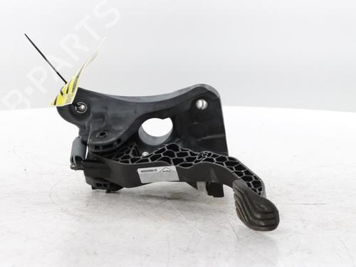 koblingspedal RENAULT CLIO V (B7_) 1.0 LPG (B7MT) | BP34565722I13 - Image 2