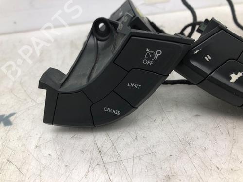 Steering wheel controls PEUGEOT 508 SW I (8E_) 2.0 HDi | BP15413562E15 