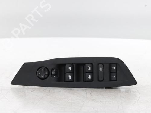 Used Switch Switch PEUGEOT 408 II (FP_, F3_, FM_) Hybrid 136 (FPHPYC) (136 hp) 40585797 40585797
