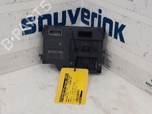 card-reader-renault-captur-i-j5_-h5_-12-tce-120-285904179r-2013-10797513 main image