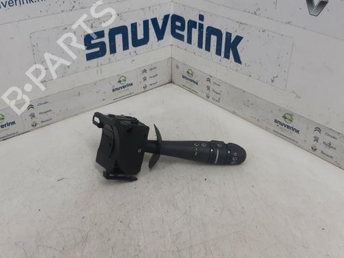 Used Steering column stalk RENAULT TWINGO II (CN0_) 1.2 (CN0D) (58 hp) 13324143
