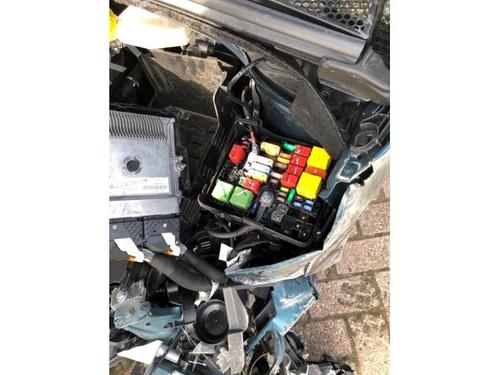 Hand brake PEUGEOT 2008 I (CU_) 1.2 THP 130 / PureTech 130 | BP40580661I18 - Image 21