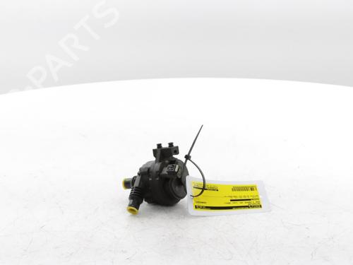 Used Auxiliary water pump BMW 3 (G20, G80, G28) 330 e Plug-in-Hybrid (292 hp) 30185701