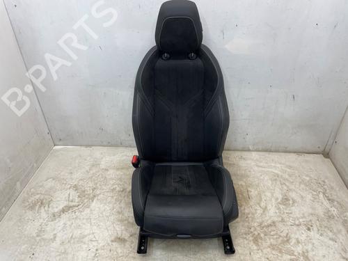 Sæde venstre fortil Sæde venstre fortil PEUGEOT 308 SW III (FC_, FJ_, FR_, F4_, FN_) Hybrid 180 (F4DGXT) (181 hp) 34565382 34565382