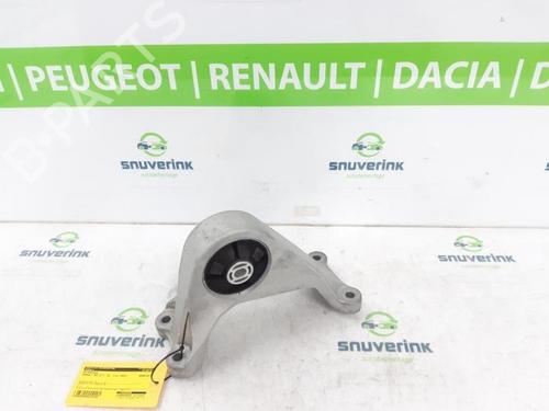 Used Engine mount Engine mount RENAULT MEGANE E-TECH SUV EV60 (BNJ1) (218 hp) 19103335 19103335