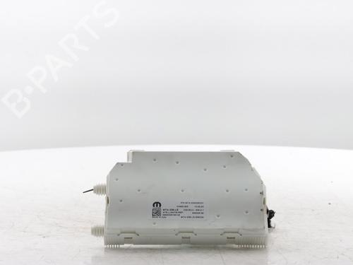 Zekeringkast OPEL GRANDLAND (OV64) 1.2 MHEV (136 hp) 30758298