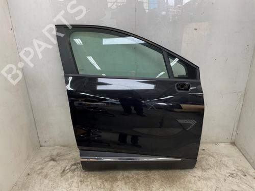 Used Right front door Right front door 38272237 38272237