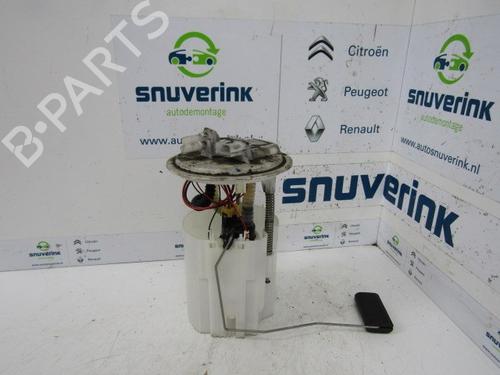 Used Fuel pump RENAULT MEGANE III Grandtour (KZ0/1) 1.5 dCi (KZ09, KZ0D, KZ1G, KZ29, KZ14, KZ1W, KZ10, KZ1F,... (110 hp) 10796265