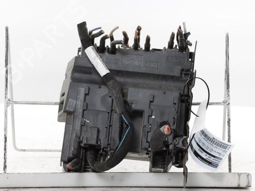 Used Fuse box Fuse box 34567052 34567052