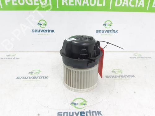 Used Heater blower motor CITROËN C4 III (BA_, BB_, BC_) 1.2 PureTech 130 (BAHNSA, BAHNSB) (130 hp) 23123657