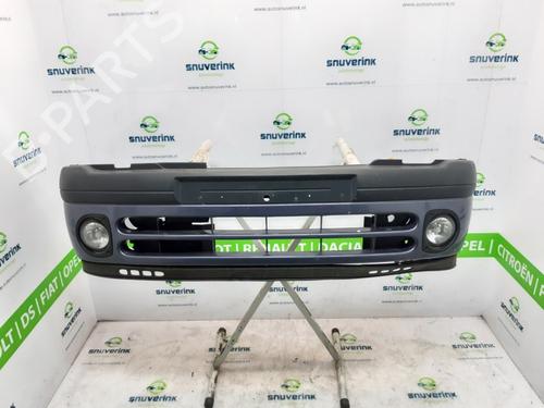 Pare-chocs avant RENAULT CLIO II (BB_, CB_) 1.4 16V (B/CB0P, BB13) (98 hp) 10804588