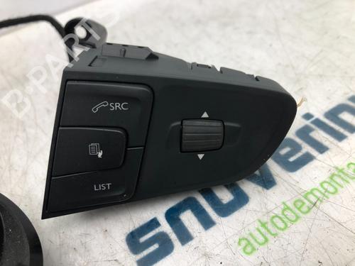 Steering wheel controls PEUGEOT 508 SW I (8E_) 2.0 HDi | BP15413562E15 