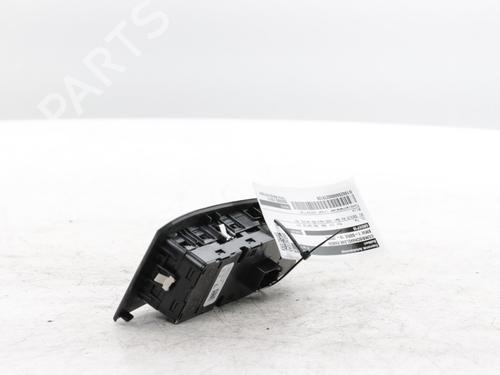 Switch BMW 1 (F40) 118 i | BP34423719I30 - Image 4