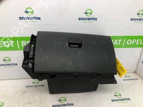Used Glove box RENAULT TRAFIC III Van (FG_) 1.6 dCi 145 (FGMG) (145 hp) 17764292