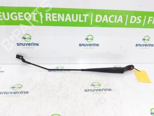 front-windshield-wiper-arm-renault-wind-e4m_-2010-40571588 main image