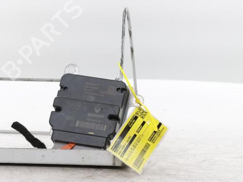 ecu-airbags-renault-express-box-bodympv-2021-34564022 main image