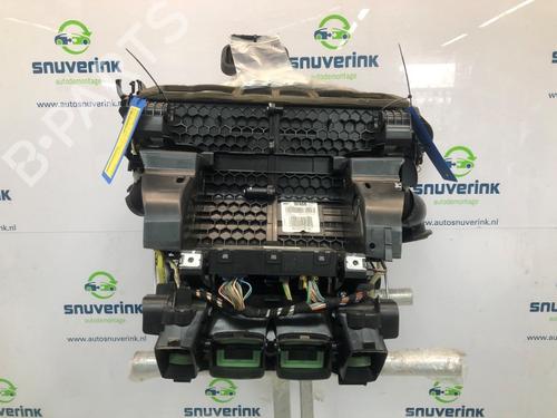 Used Heater matrix box PEUGEOT 508 I (8D_) 2.0 HDi Hybrid4 AWC (200 hp) 23987851