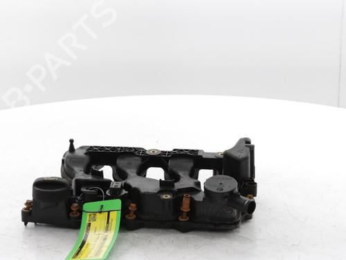 Used Valve cover OPEL ASTRA L (OV5) 1.5 Turbo D (FBYHZT, FBYHZJ) (131 hp) 29426856