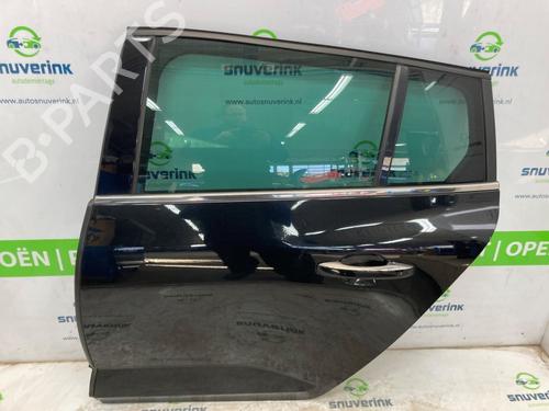 left-rear-door-renault-megane-iv-grandtour-k9amn_-2016-24166793 main image