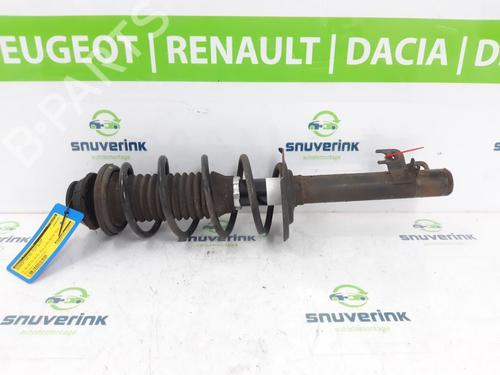 Used Right front shock absorber Right front shock absorber 13699396 13699396