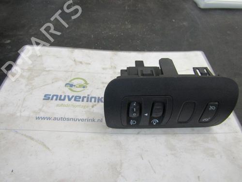 Used Switch RENAULT MEGANE II Estate (KM0/1_) 1.6 16V (112 hp) 11244264