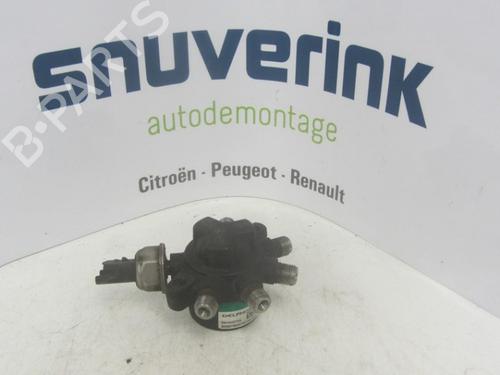Used Injection rail RENAULT MEGANE II Estate (KM0/1_) 1.5 dCi (KM1F) (86 hp) 11169860