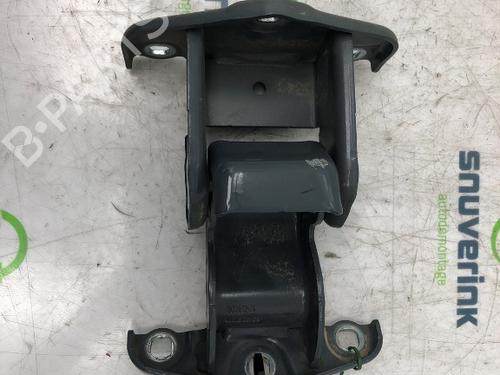 Used Hinge/Door check strap Hinge/Door check strap 17122604 17122604