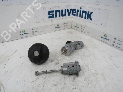 Used Ignition barrel CITROËN C3 II (SC_) 1.2 VTi 82 (82 hp) 13323907
