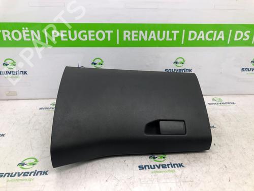 Used Glove box Glove box 18300974 18300974