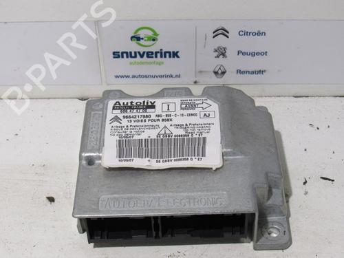Airbag module CITROËN C4 Grand Picasso I (UA_) 1.8 i 16V (125 hp) 17026971