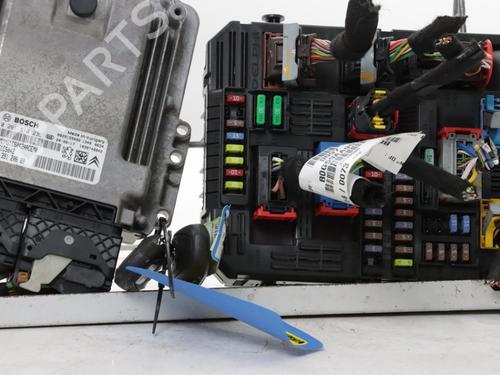 Used Engine control unit (ECU) Engine control unit (ECU) 39508100 39508100