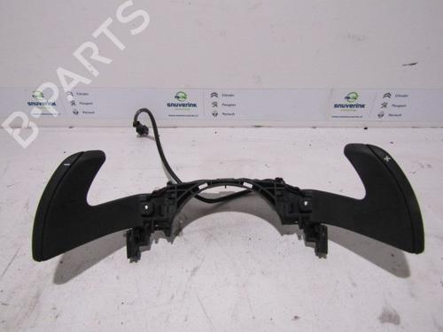 Used Steering wheel controls Steering wheel controls 13323749 13323749