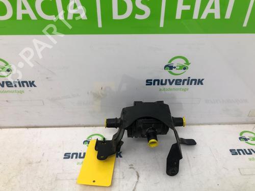 Used Thermostat housing RENAULT TRAFIC III Van (FG_) 1.6 dCi 145 (FGMG) (145 hp) 18662037
