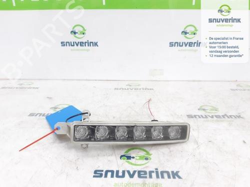 right-daytime-light-peugeot-108-2014-40580256 main image