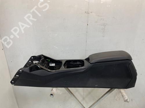 Used Middle console Middle console BMW 1 (F40) 118 i (140 hp) 33697299 33697299